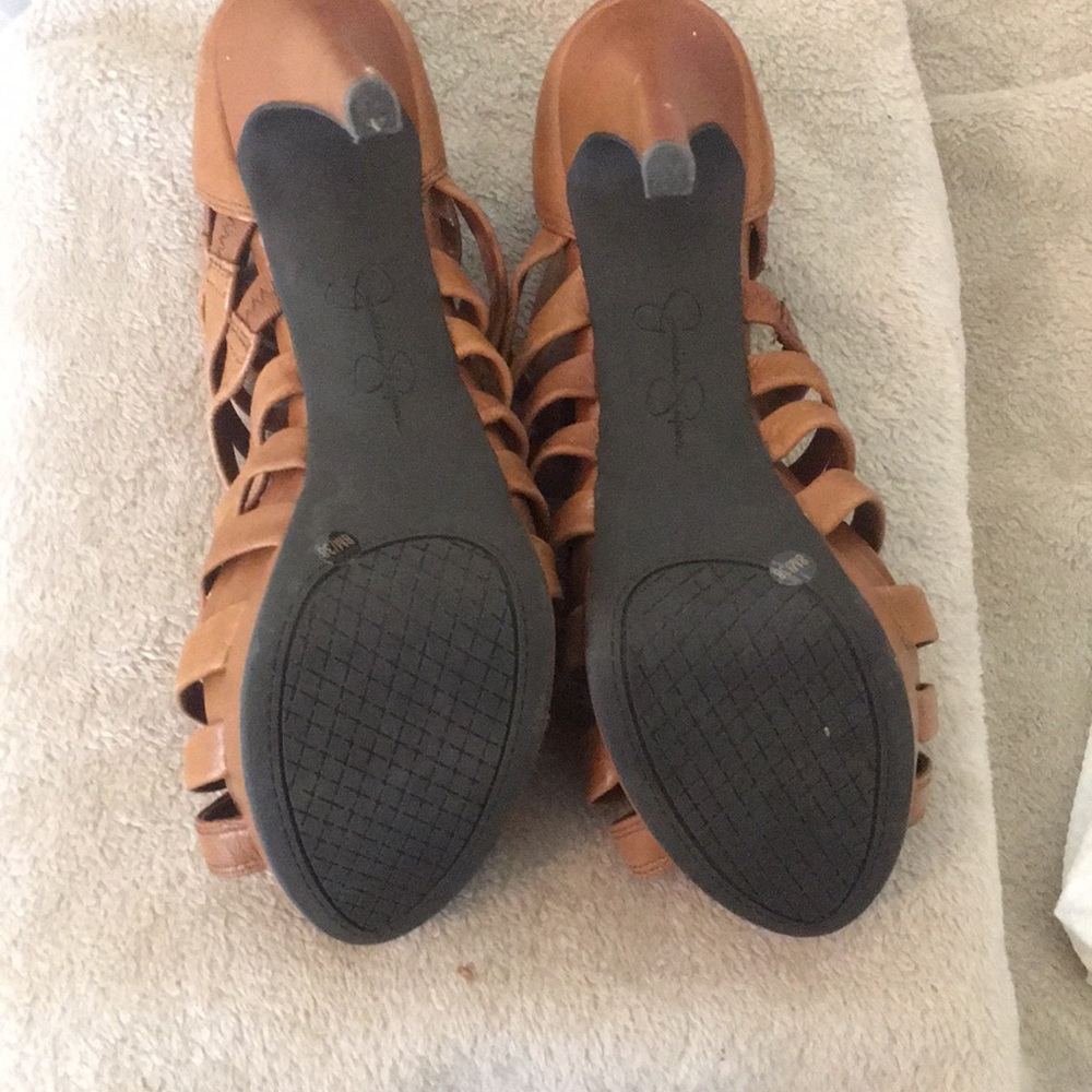 High heels - Picture 3 of 4